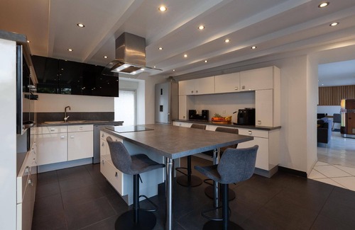 Plouguin House | Holiday house Plouguin for 1 - 8 persons with 4 bedrooms - Holiday house