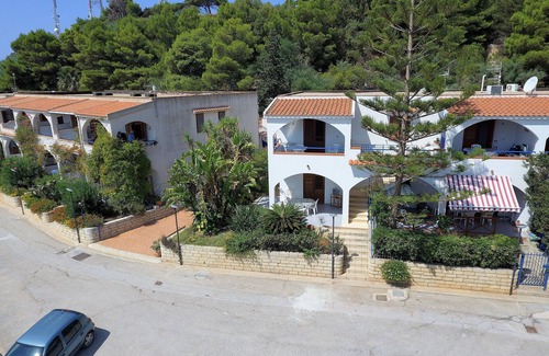Tonnara di Bonagia Apartment | Holiday House With Panoramic View, Balcony, Wifi, and Near the Sea