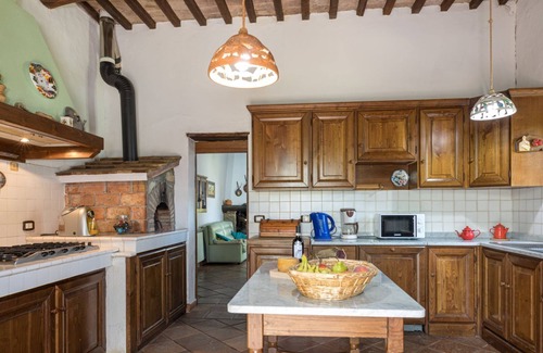 Seggiano Other | Holiday in touch with nature, in a typical stone house surrounded by a large garden and panoramic se