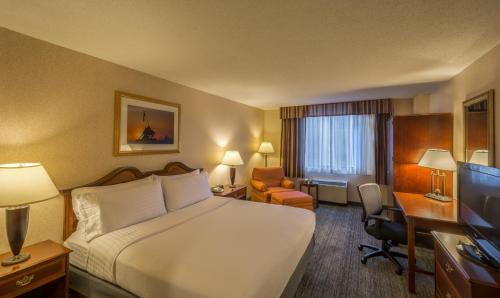 Bluemont Hotel | Holiday Inn Arlington at Ballston by IHG