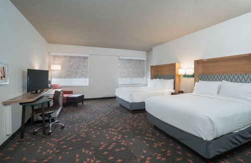 Roswell Hotel | Holiday Inn Atlanta/Roswell by IHG