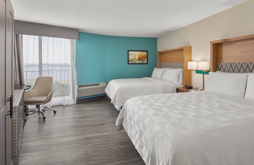 Charleston Hotel | Holiday Inn Charleston Riverview by IHG