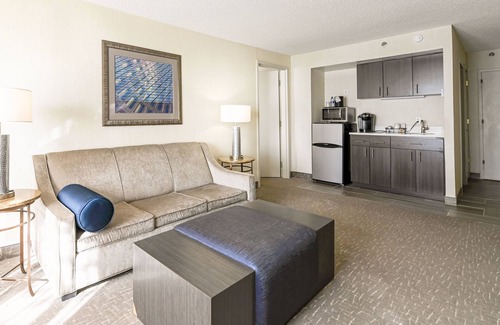 Charlottesville Hotel | Holiday Inn Charlottesville-Univ Area by IHG