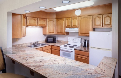 Charlottesville Hotel | Holiday Inn Charlottesville-Monticello by IHG