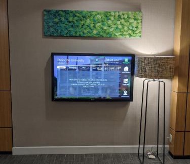 University Place Hotel | Holiday Inn Charlotte University by IHG