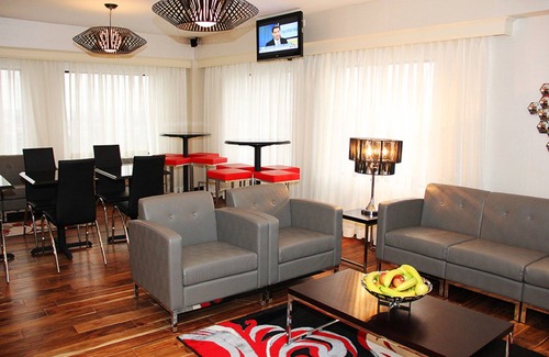 University Place Hotel | Holiday Inn Charlotte University Executive Park by IHG
