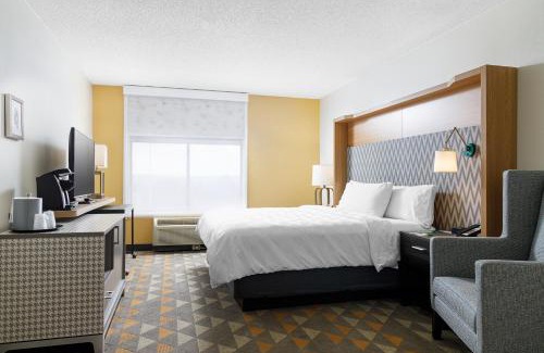 Cleveland Hotel | Holiday Inn Cleveland by IHG