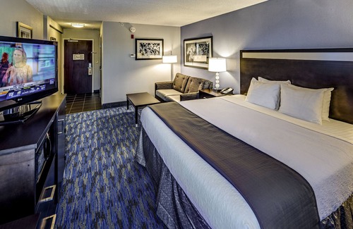 Mentor Hotel | Holiday Inn Cleveland Northeast - Mentor by IHG