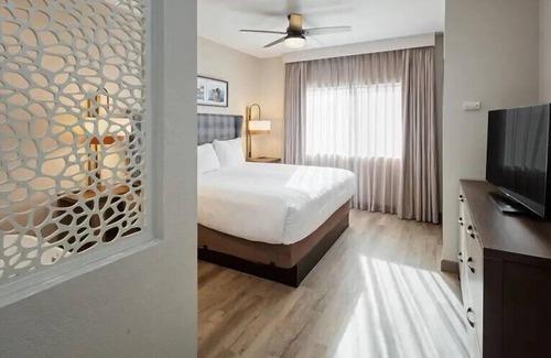 Tahoe Village Hotel | Holiday Inn Club Vacations Tahoe Ridge Resort by IHG
