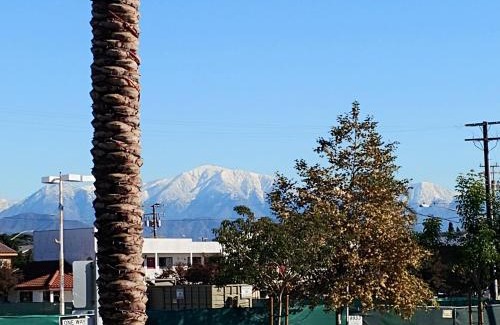 El Monte Hotel | Holiday Inn El Monte - Los Angeles by IHG