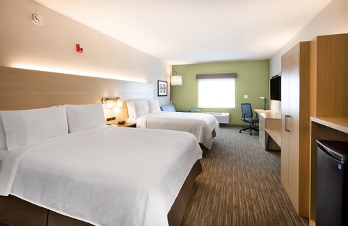 Biggar Hotel | Holiday Inn Express & Suites Ft Myers Beach-Sanibel Gateway by IHG