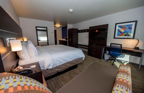 Colorado Springs Hotel | Holiday Inn Express & Suites - Colorado Springs AFA Northgate by IHG