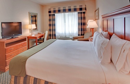 Rancho Cucamonga Hotel | Holiday Inn Express & Suites Rancho Cucamonga by IHG