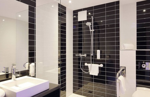Waggershausen Hotel | Holiday Inn Express Friedrichshafen by IHG