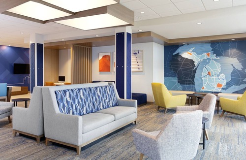 Peachtree Corners Hotel | Holiday Inn Express Peachtree Corners - Norcross by IHG