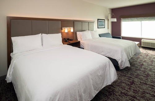 Downtown Little Rock Hotel | Holiday Inn Express and Suites Little Rock Downtown by IHG