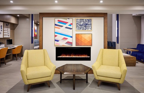 Rosemount Hotel | Holiday Inn Express and Suites Kitchener Southeast by IHG
