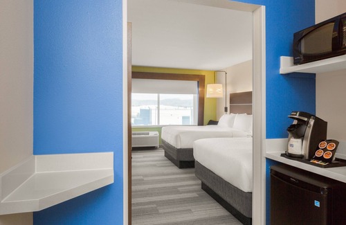 Brownstown Hotel | Holiday Inn Express and Suites Union Gap- Yakima Area by IHG