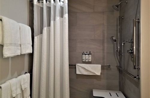 Apex Hotel | Holiday Inn Express Apex - Raleigh by IHG