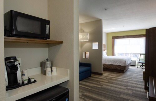 Church Street Hotel | Holiday Inn Express Atlanta Airport West - Camp Creek Market by IHG