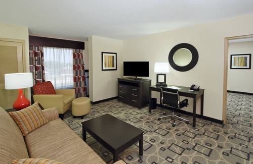 Downtown Hotel | Holiday Inn Express Augusta Downtown by IHG