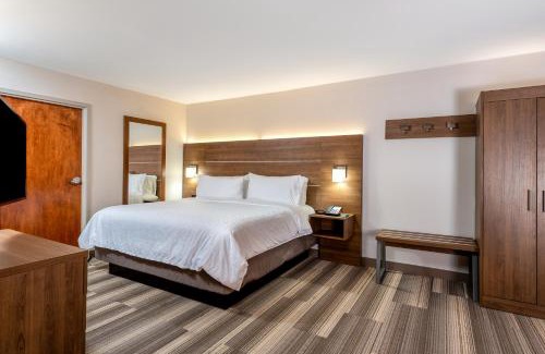 Chapel Hill Hotel | Holiday Inn Express Chapel Hill by IHG