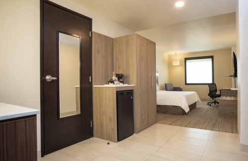 Tlaquepaque Hotel | Holiday Inn Express Guadalajara Iteso by IHG