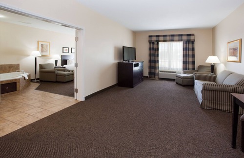 Fort Collins Hotel | Holiday Inn Express Hotel & Suites Ft. Collins by IHG