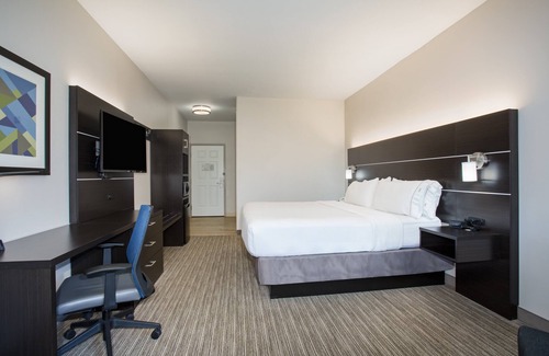 Fort Collins Hotel | Holiday Inn Express Hotel & Suites Ft. Collins by IHG