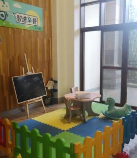 Donghu District Hotel | Holiday Inn Express Haikou West Coast by IHG