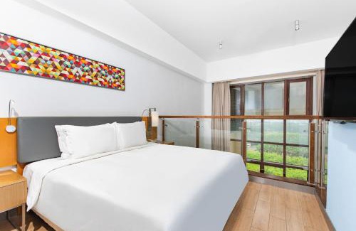 Donghu District Hotel | Holiday Inn Express Haikou West Coast by IHG