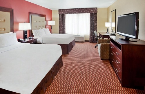 Great Falls Hotel | Holiday Inn Express Hotel & Suites Great Falls by IHG