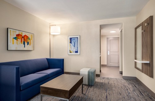 Fort Pierce Hotel | Holiday Inn Express Hotel & Suites Fort Pierce West by IHG