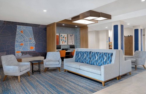 Prattville Hotel | Holiday Inn Express Hotel & Suites Prattville South by IHG