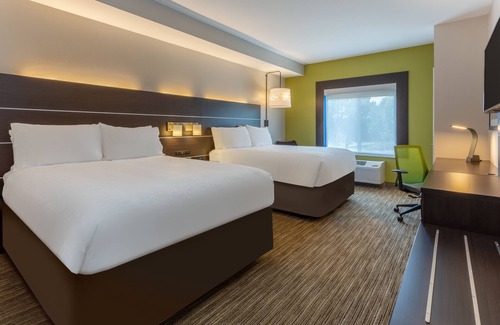 Arrowood Hotel | Holiday Inn Express Hotel & Suites Charlotte Arrowood by IHG