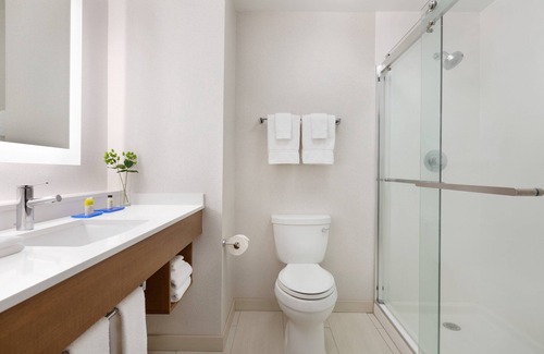 Merced Hotel | Holiday Inn Express Hotel & Suites Merced by IHG