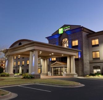 Opelika Hotel | Holiday Inn Express Hotel & Suites Opelika Auburn by IHG