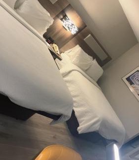 Drums Hotel | Holiday Inn Express Hotel & Suites Drums-Hazelton by IHG