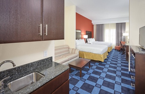 Columbia Hotel | Holiday Inn Express Hotel & Suites Columbia Univ Area-Hwy 63 by IHG