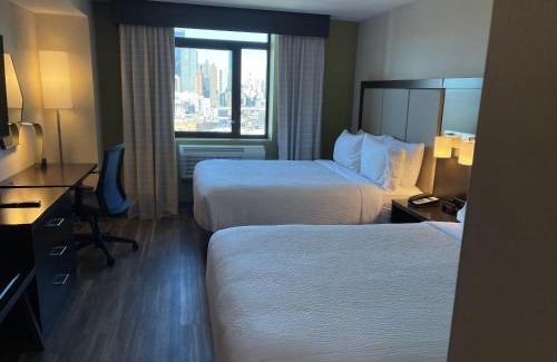 Hunters Point Hotel | Holiday Inn Express Long Island City E - New York by IHG