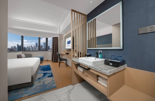 Xihu Hotel | Holiday Inn Express Nanchang Bayi Square by IHG