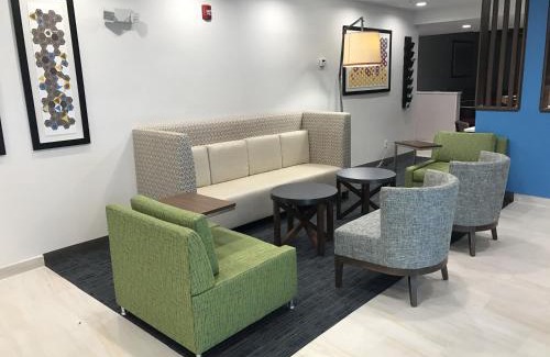 Rural Estates Hotel | Holiday Inn Express - Naples South - I-75 by IHG