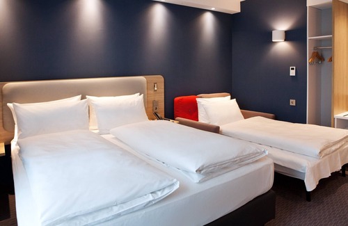 Offenburg Hotel | Holiday Inn Express Offenburg by IHG