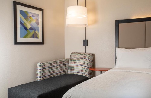Prescott Hotel | Holiday Inn Express Prescott by IHG