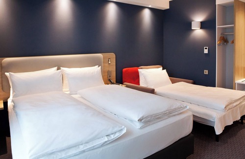 Remscheid Hotel | Holiday Inn Express Remscheid by IHG