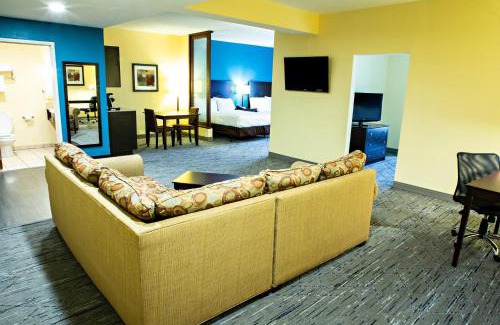 Rossville Hotel | Holiday Inn Express & Suites Harrisburg West