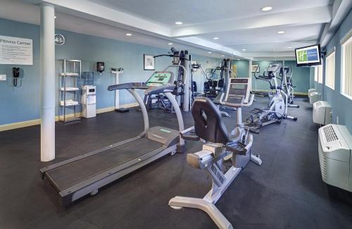 National City Hotel | Holiday Inn Express San Diego South - National City by IHG