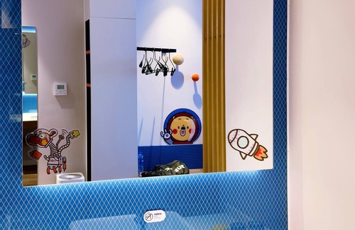 Pudong Hotel | Holiday Inn Express Shanghai Kangqiao by IHG