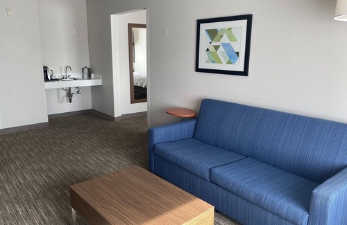 Near North Valley Hotel | Holiday Inn Express & Suites Albuquerque Historic Old Town by IHG