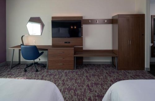 Downtown Little Rock Hotel | Holiday Inn Express & Suites - Little Rock Downtown by IHG